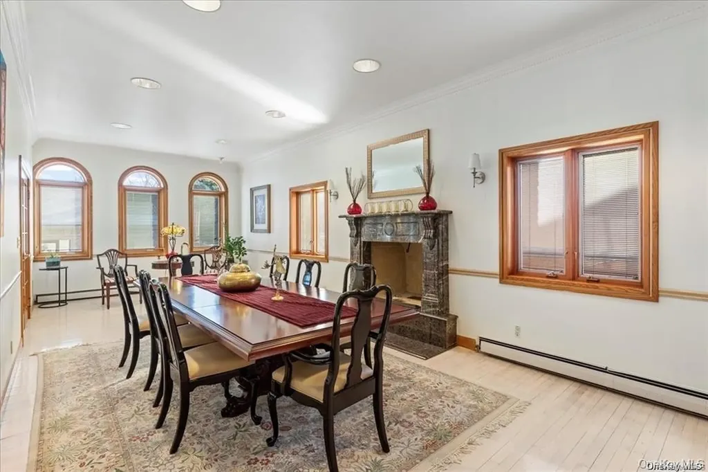 6 Summit Place Whitestone NY 11357
