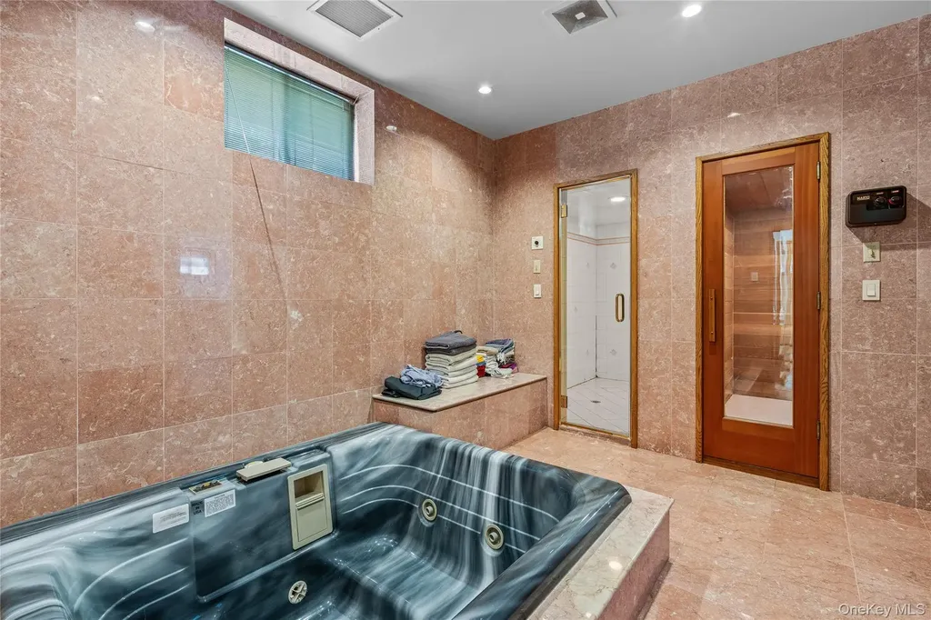 6 Summit Place Whitestone NY 11357