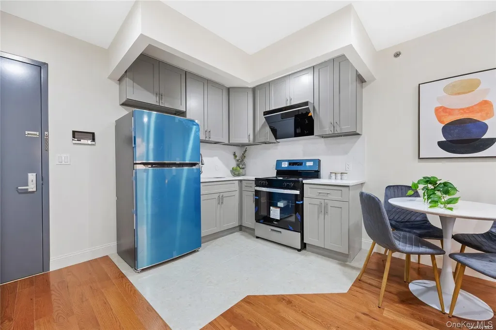 141-15 Cherry Avenue Flushing NY 11355