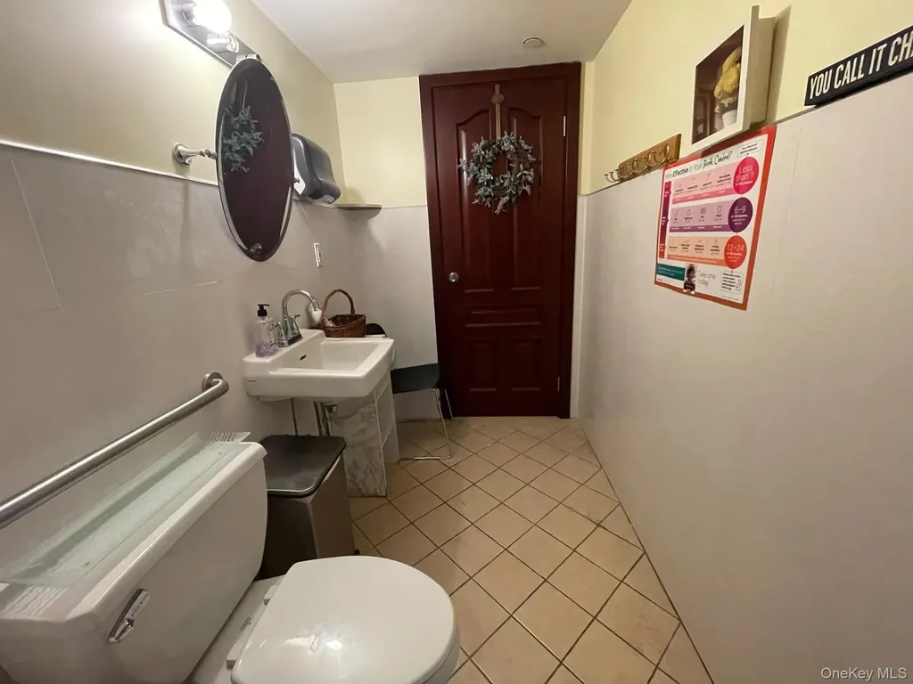 132-26 Avery Avenue Flushing NY 11355