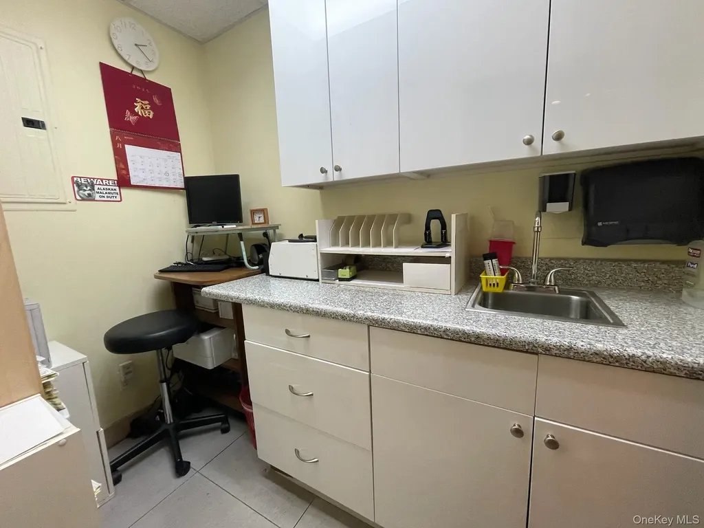 132-26 Avery Avenue Flushing NY 11355