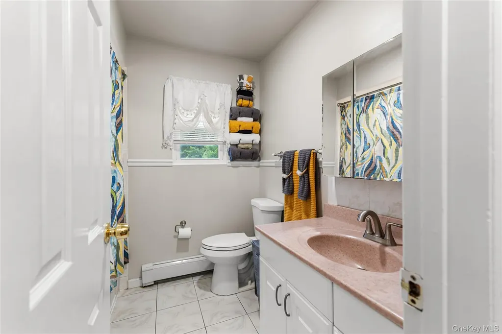 18 Valley Drive Nanuet NY 10954