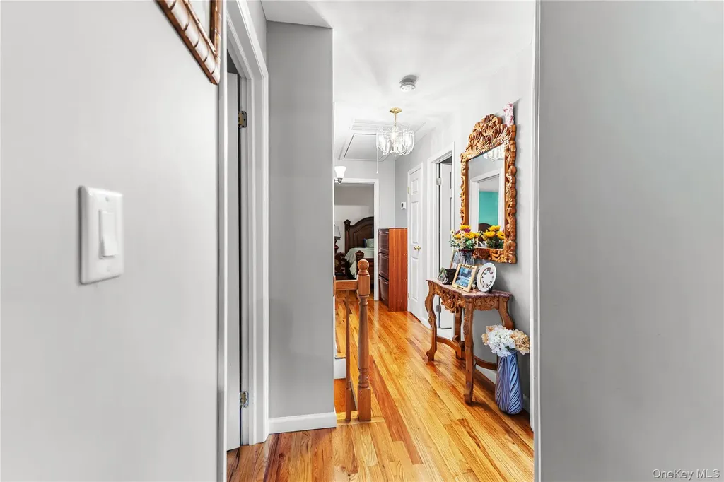 18 Valley Drive Nanuet NY 10954