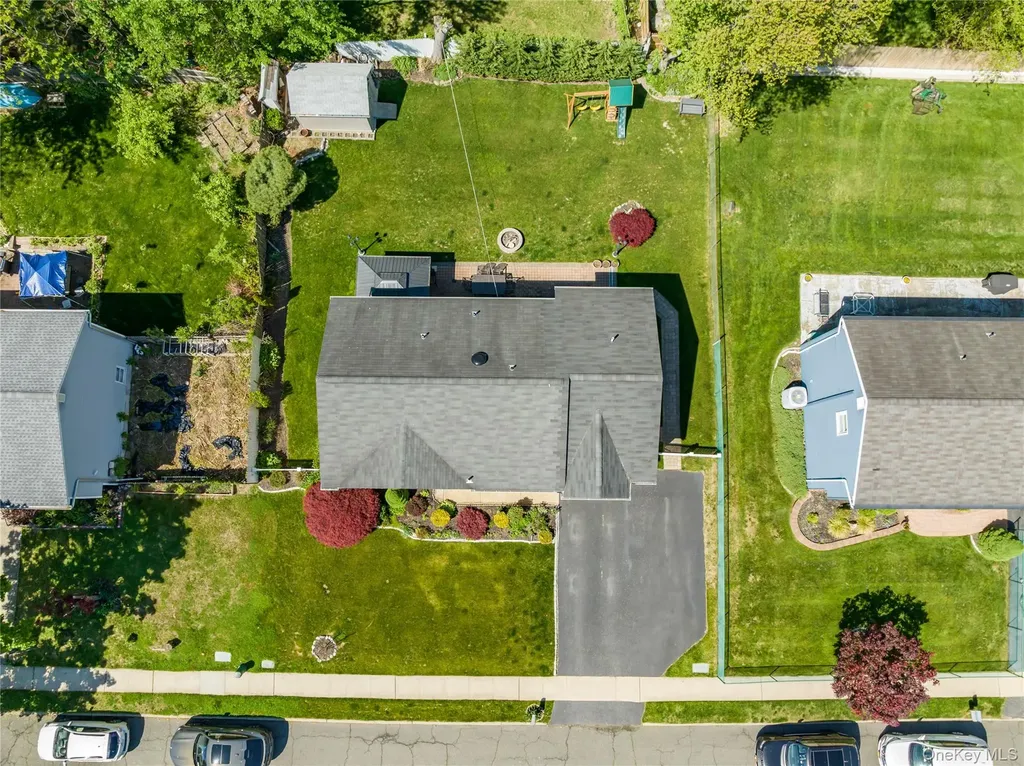 18 Valley Drive Nanuet NY 10954