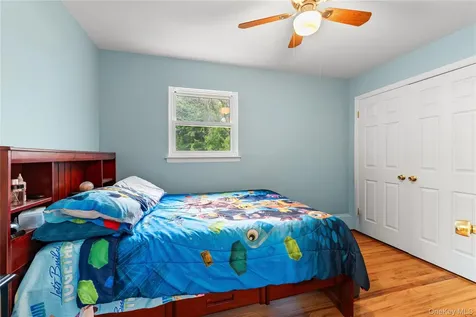 18 Valley Drive Nanuet NY 10954