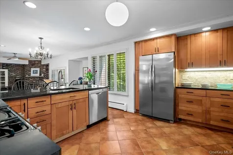 9 Salisbury Place Nyack NY 10960