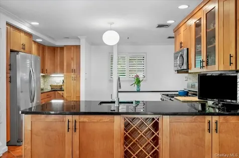 9 Salisbury Place Nyack NY 10960