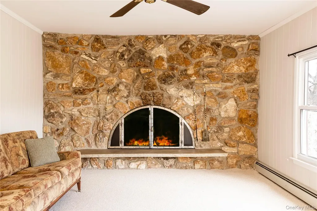 1232 Old Ford Circle Gardiner NY 12561