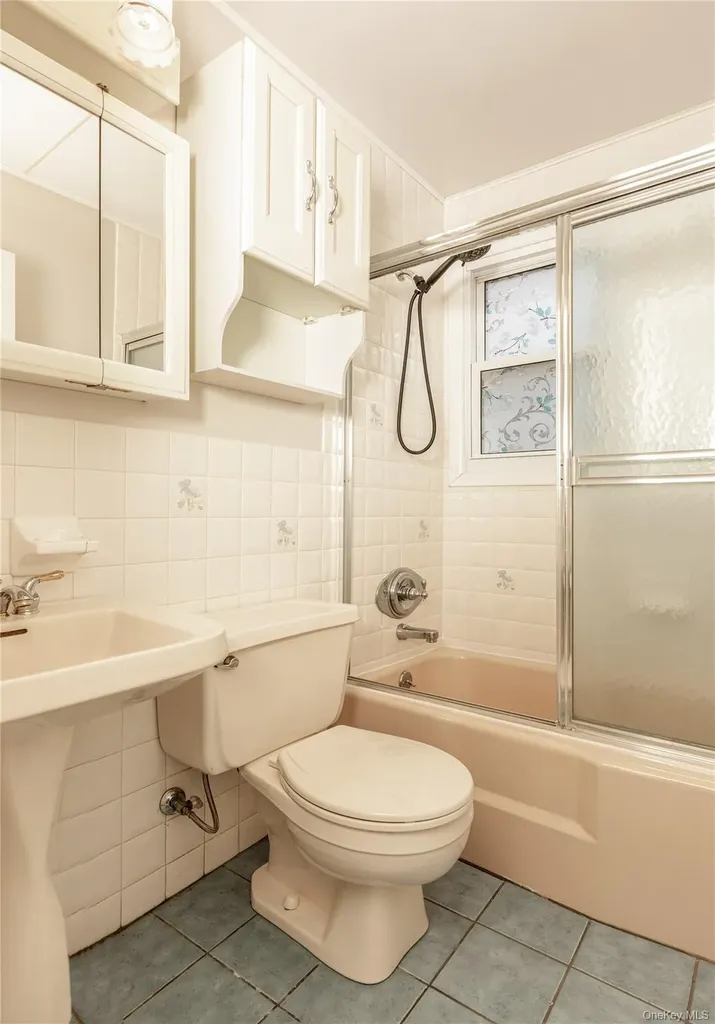 1232 Old Ford Circle Gardiner NY 12561