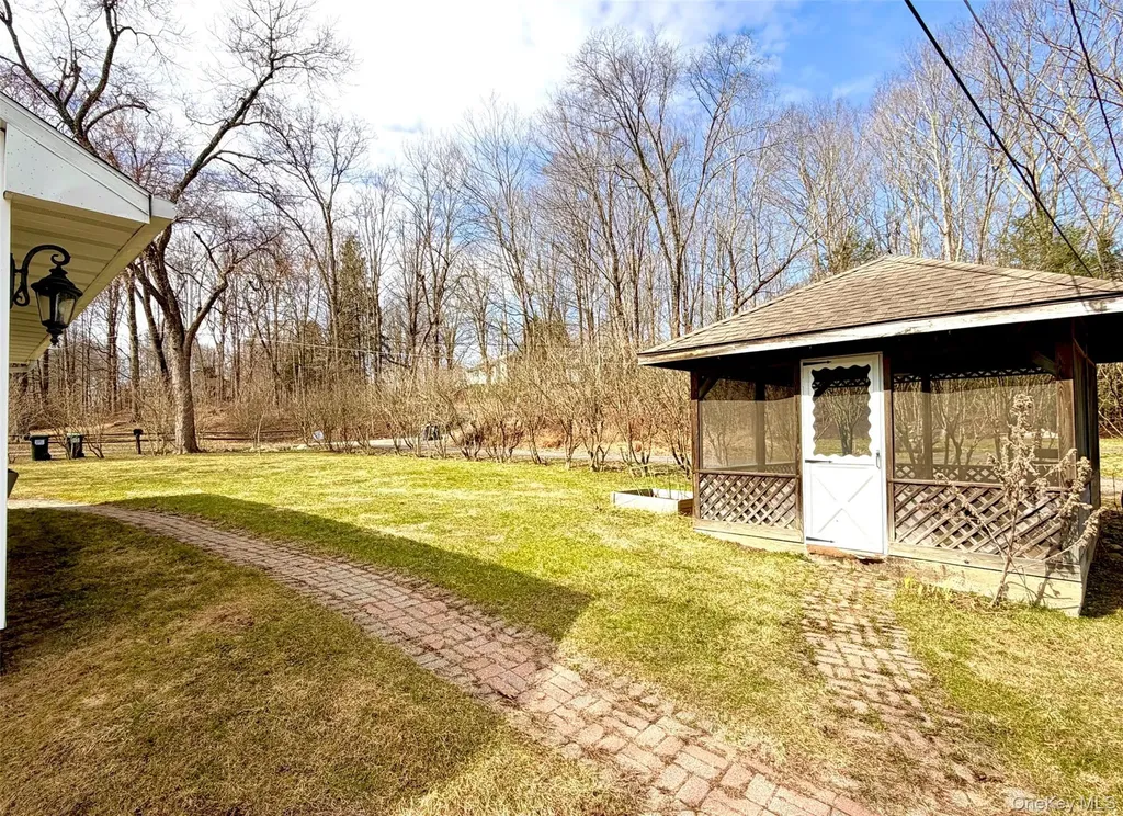 1232 Old Ford Circle Gardiner NY 12561