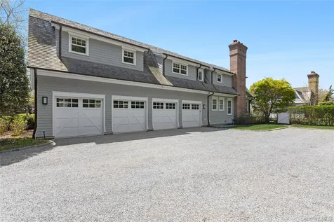 672 Halsey Lane Water Mill NY 11932