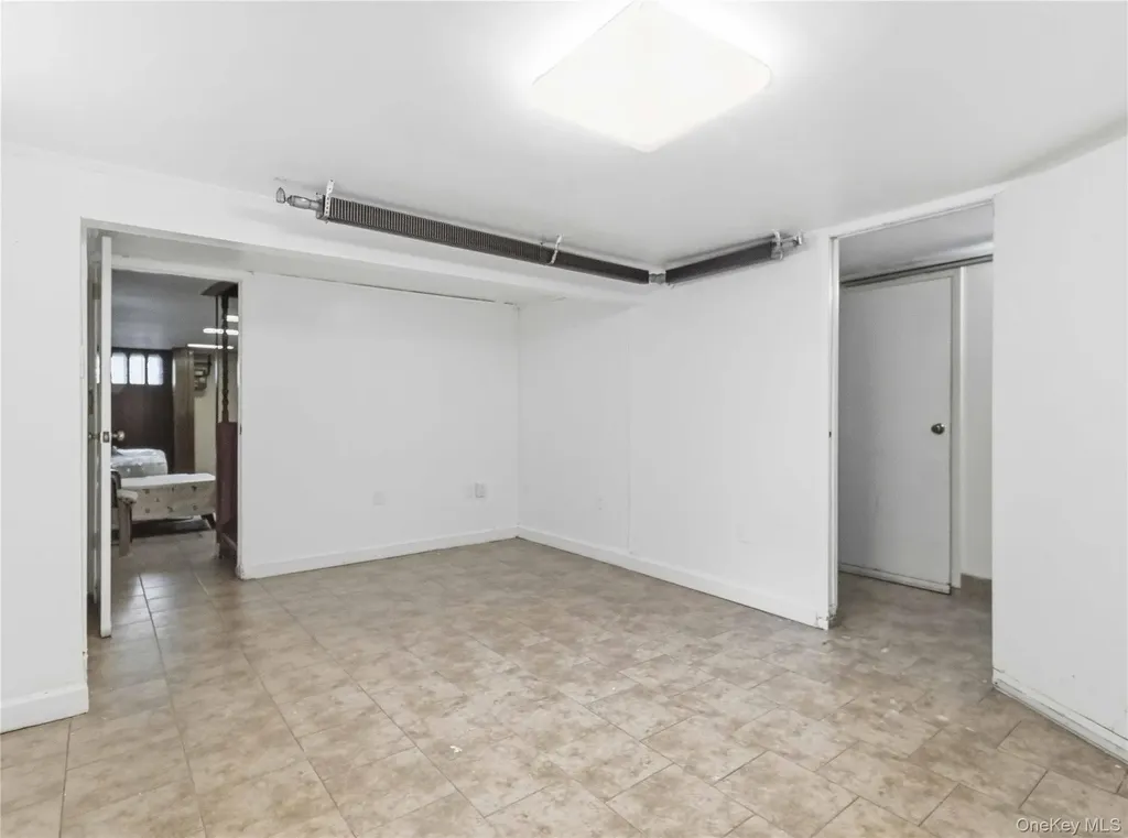 10502 101st Road Ozone Park NY 11416