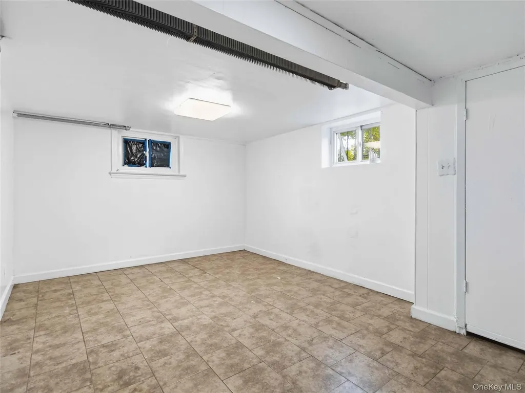 10502 101st Road Ozone Park NY 11416