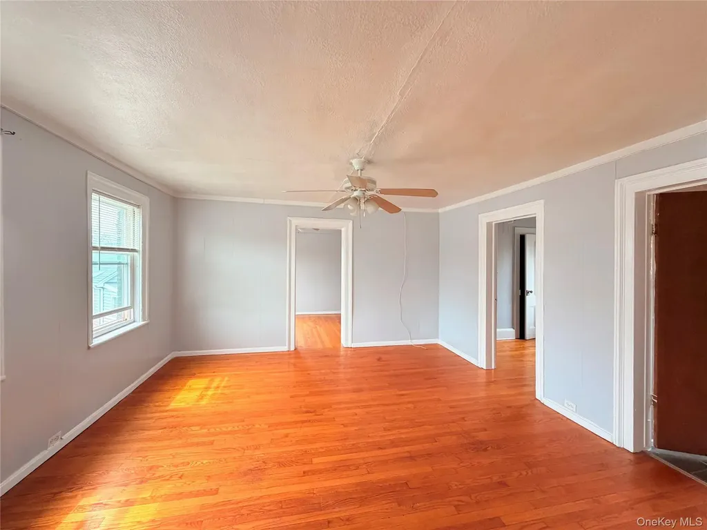 8 Roberts Street Middletown NY 10940