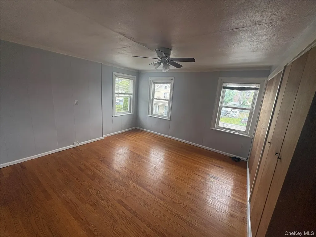 8 Roberts Street Middletown NY 10940