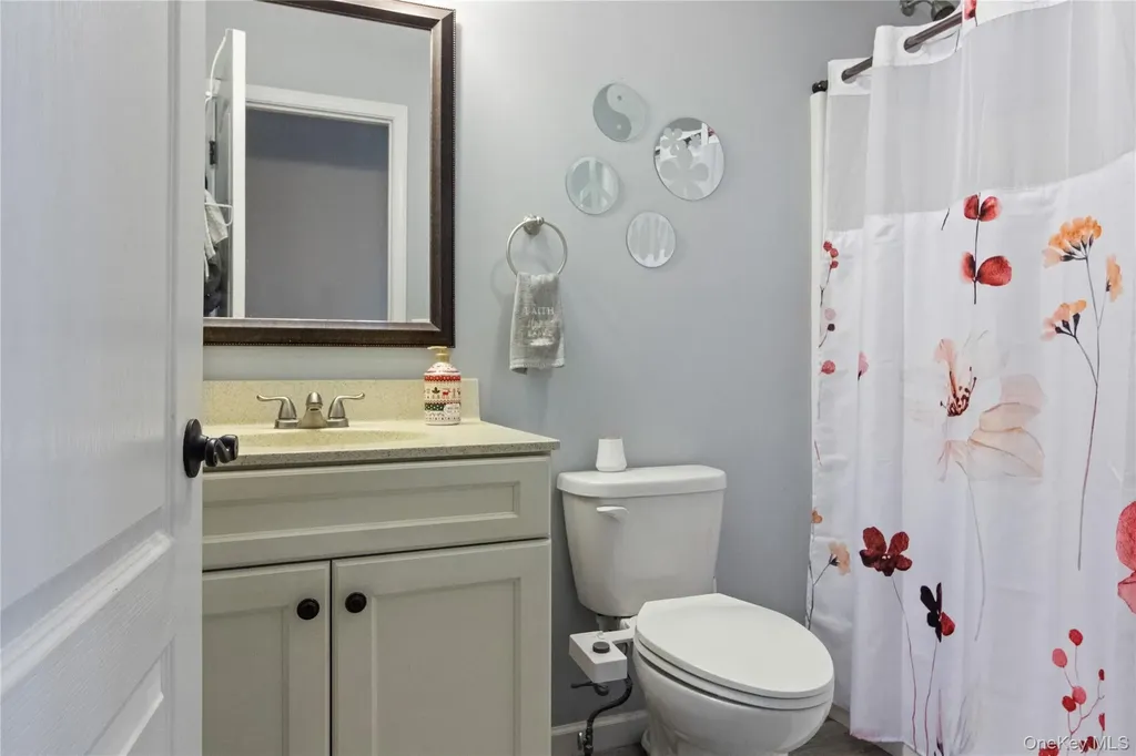 42 Rebecca Drive Middletown NY 10940
