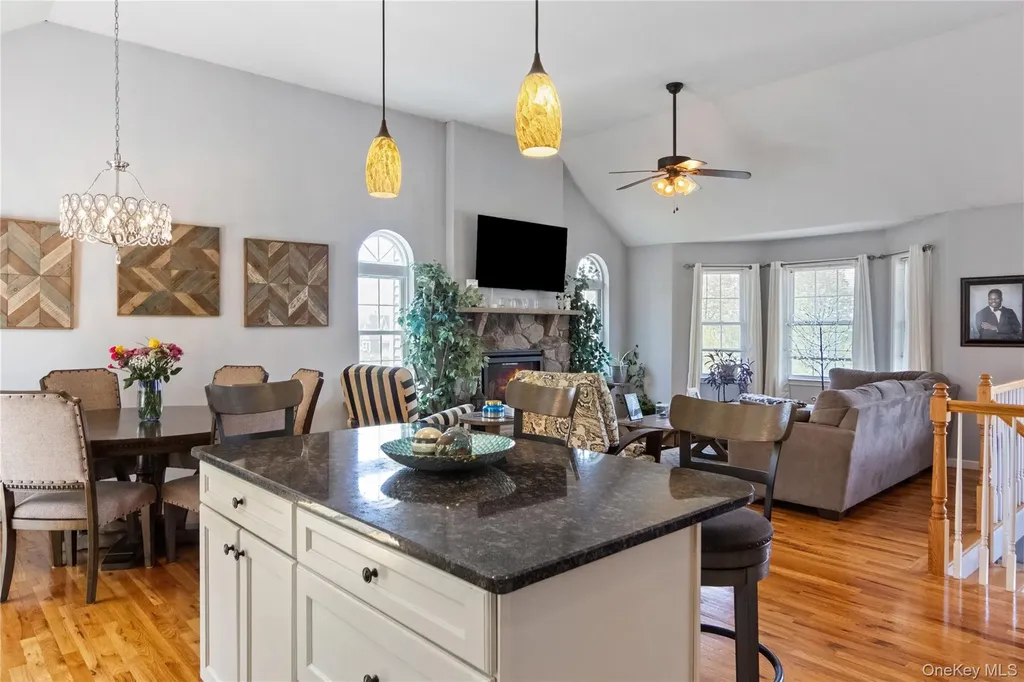 42 Rebecca Drive Middletown NY 10940