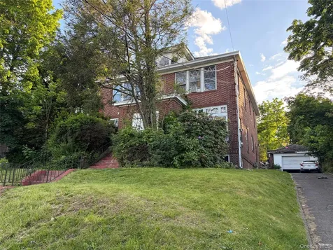 33 S Main Street Spring Valley NY 10977