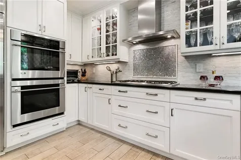 21 Beech Hill Lane Pound Ridge NY 10576
