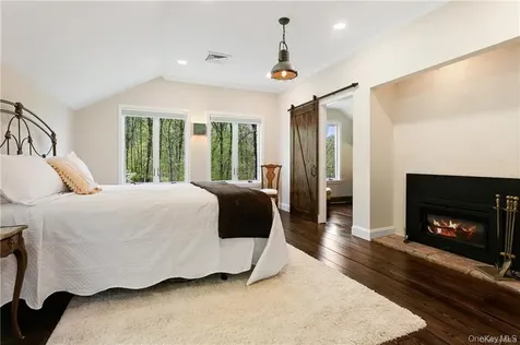 21 Beech Hill Lane Pound Ridge NY 10576