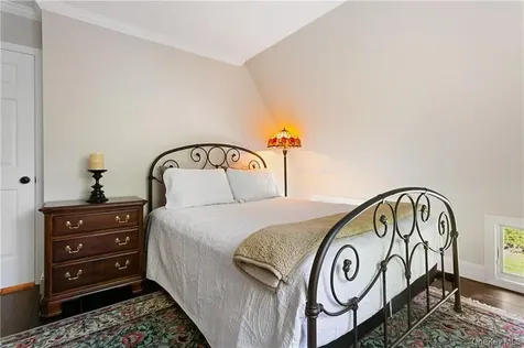 21 Beech Hill Lane Pound Ridge NY 10576