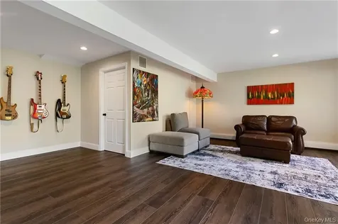 21 Beech Hill Lane Pound Ridge NY 10576
