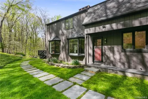 21 Beech Hill Lane Pound Ridge NY 10576