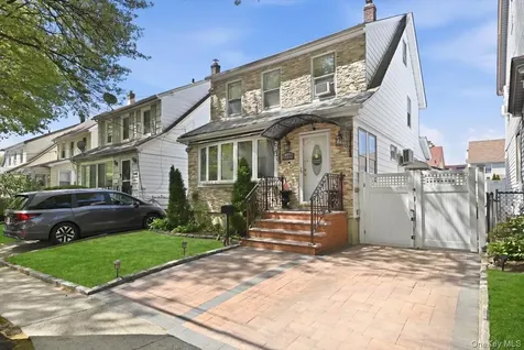 8644 233RD Street Queens Village NY 11427