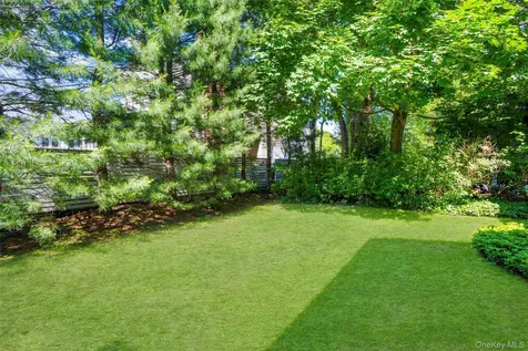 4 Bryson Street Larchmont NY 10538