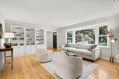 4 Bryson Street Larchmont NY 10538