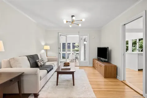 4 Bryson Street Larchmont NY 10538