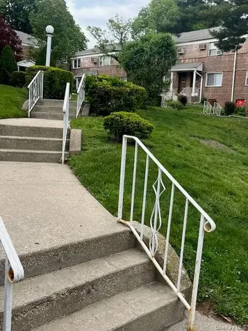 196-43 Dunton Avenue Holliswood NY 11423