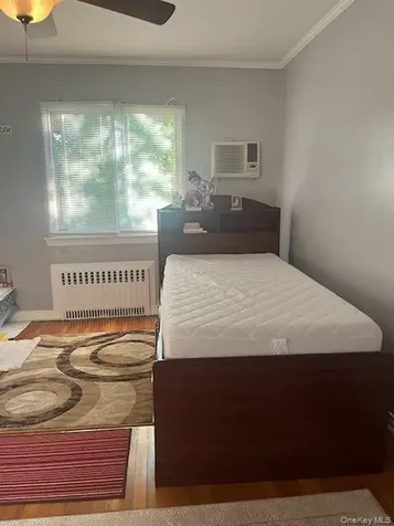 196-43 Dunton Avenue Holliswood NY 11423