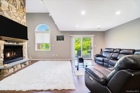 152 Eagleton Drive Monroe NY 10950