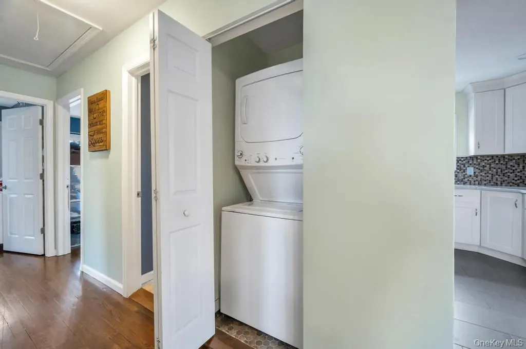 1391 N Windsor Avenue Bay Shore NY 11706