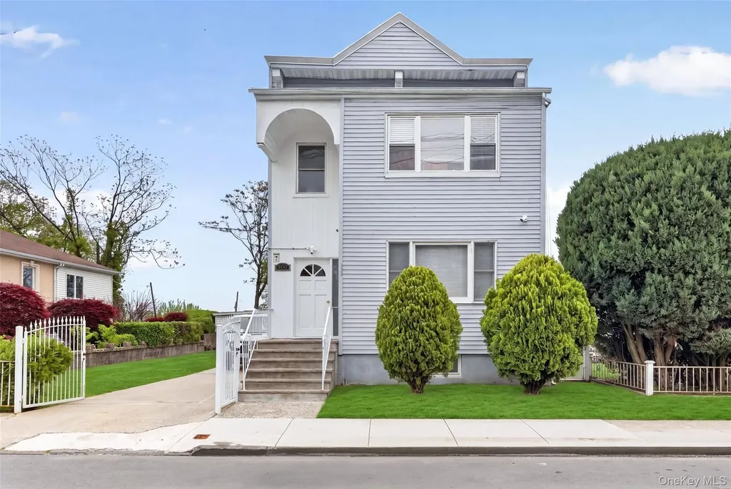 86 Smart Avenue Yonkers NY 10704