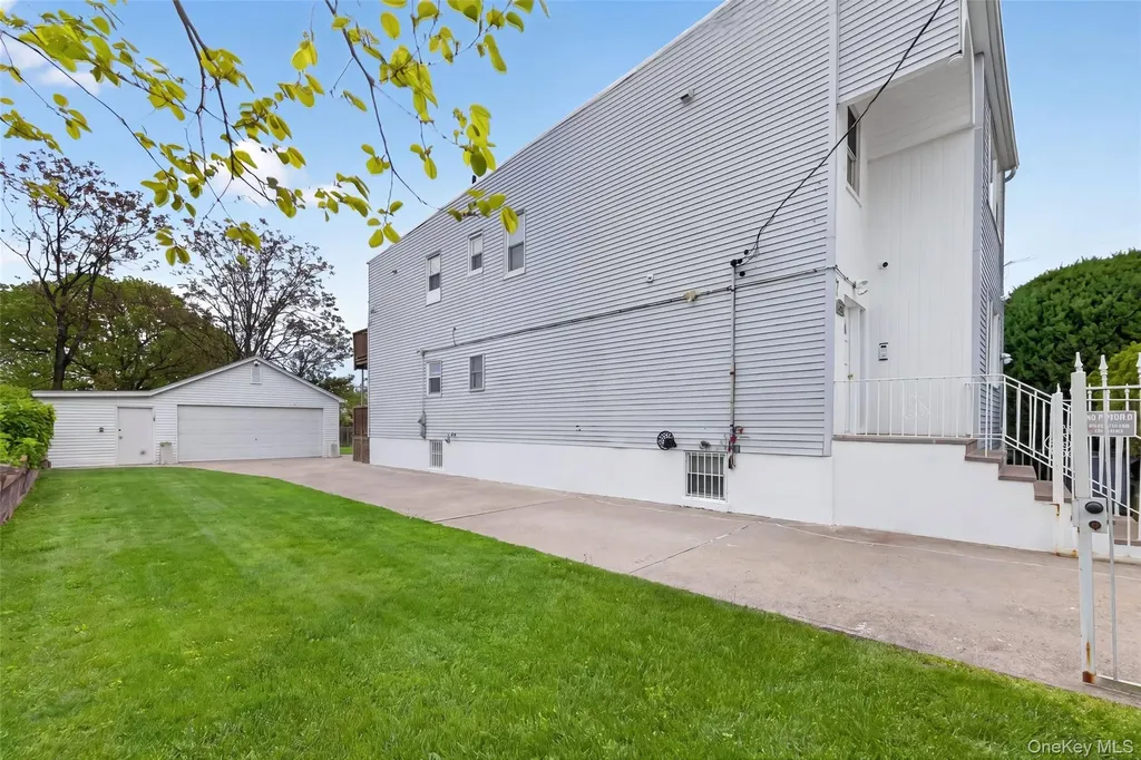 86 Smart Avenue Yonkers NY 10704