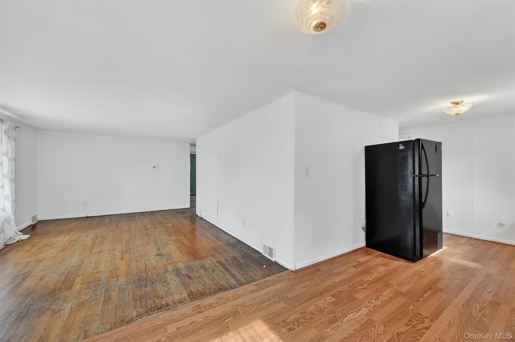 11 Bradley Lane Walden NY 12586