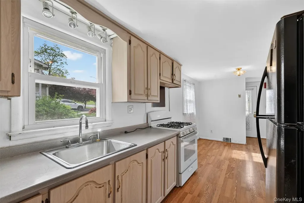 11 Bradley Lane Walden NY 12586