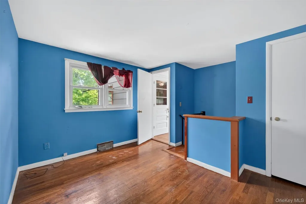 11 Bradley Lane Walden NY 12586