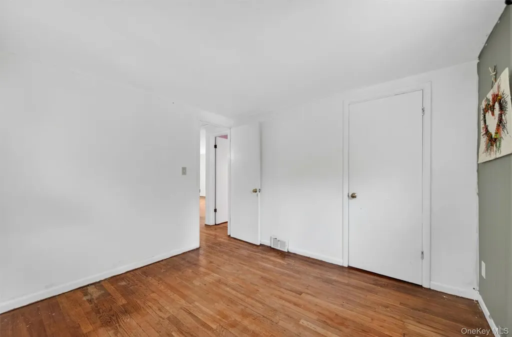 11 Bradley Lane Walden NY 12586