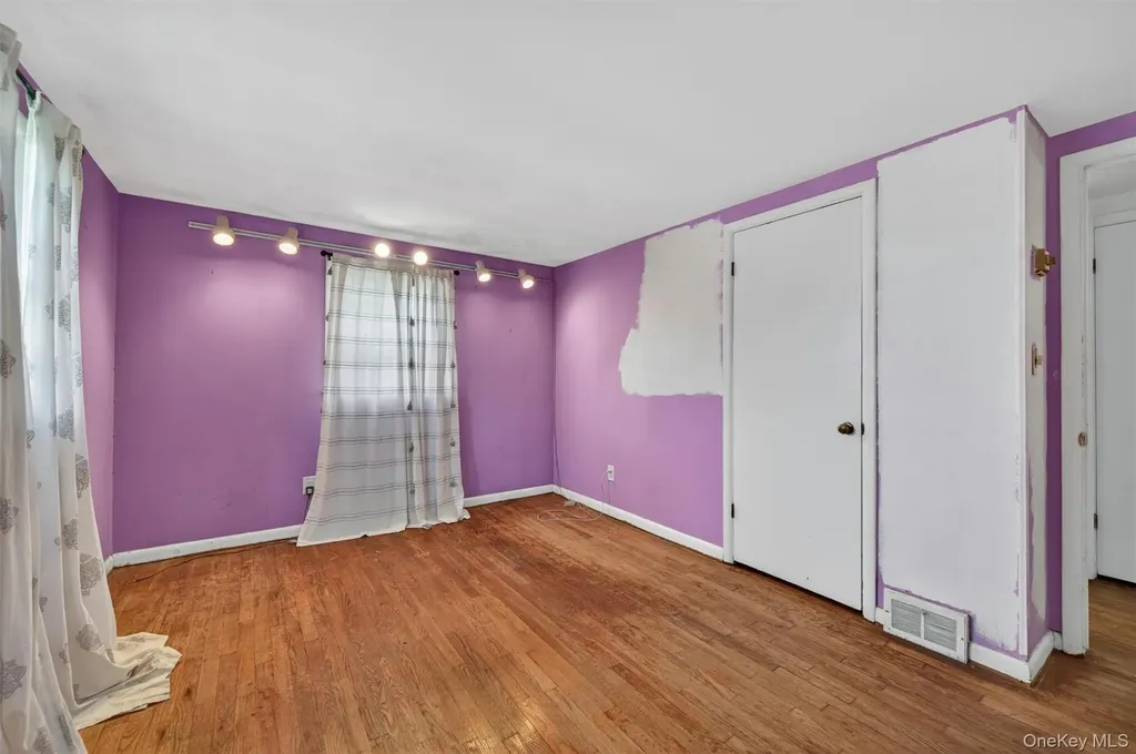 11 Bradley Lane Walden NY 12586