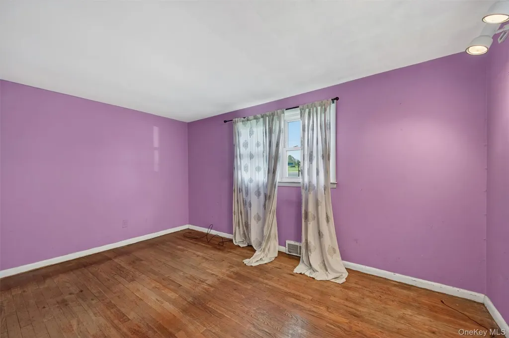 11 Bradley Lane Walden NY 12586