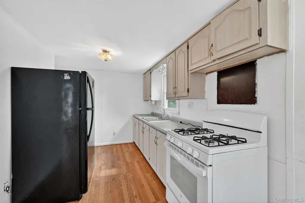 11 Bradley Lane Walden NY 12586
