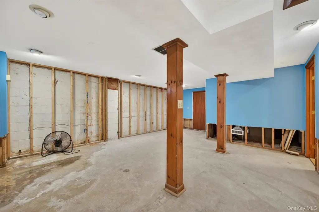 11 Bradley Lane Walden NY 12586