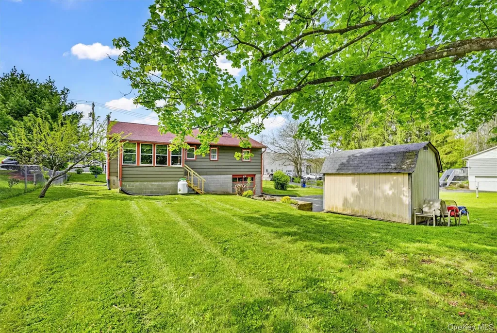 11 Bradley Lane Walden NY 12586