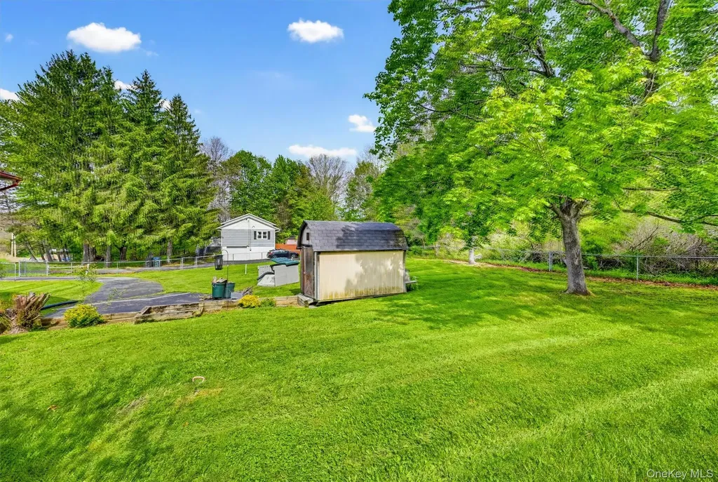 11 Bradley Lane Walden NY 12586