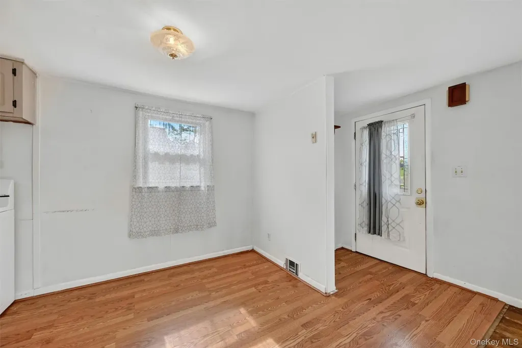 11 Bradley Lane Walden NY 12586