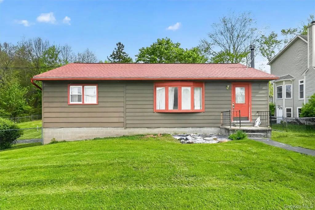11 Bradley Lane Walden NY 12586