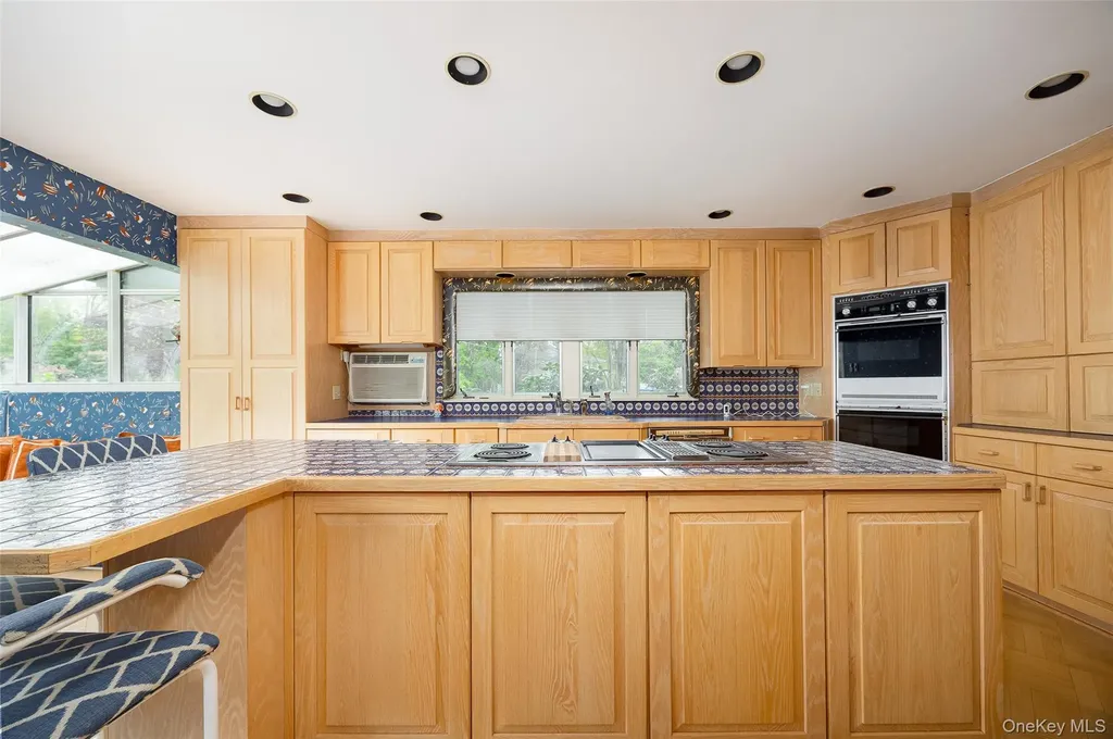 42 Yates Boulevard Poughkeepsie NY 12601